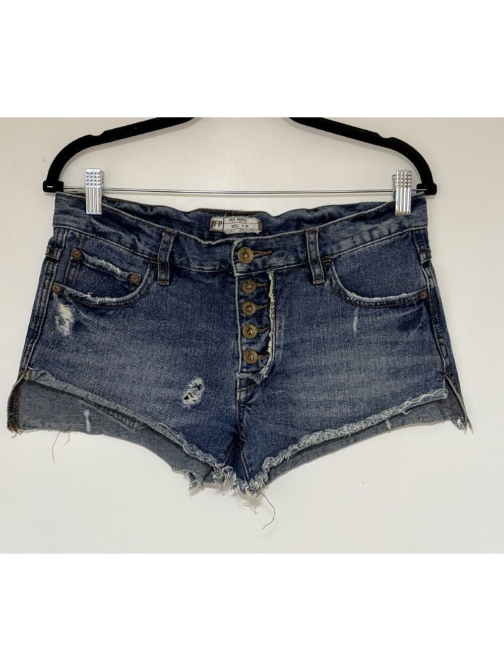 Free People Distressed Women’s Button Fly Raw Hem Denim Jean Shorts Size 25